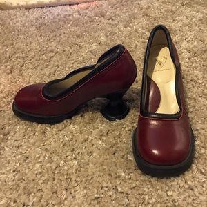 UNUSUAL Burgundy John Fluevogs!